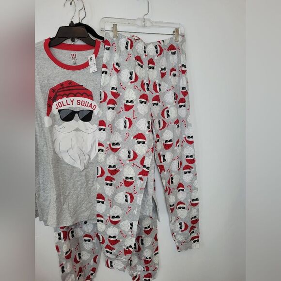 NEW 2 Pairs Glow in Dark Santa Adult Christmas Pajamas Unisex Children's Place - Picture 6 of 8